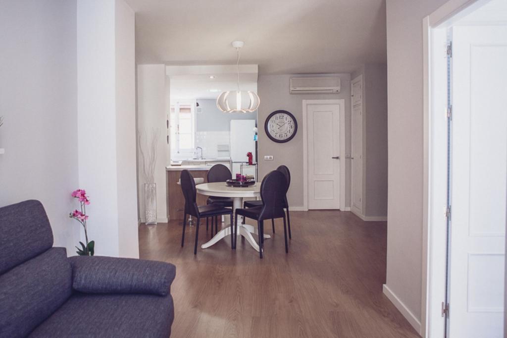 Livemalaga Thyssen Apartment Luaran gambar